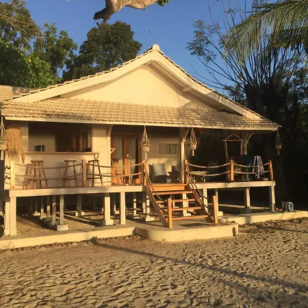 Scar Reef Resort - All-Inclusive Beachfront Paradise Jereweh Exterior photo
