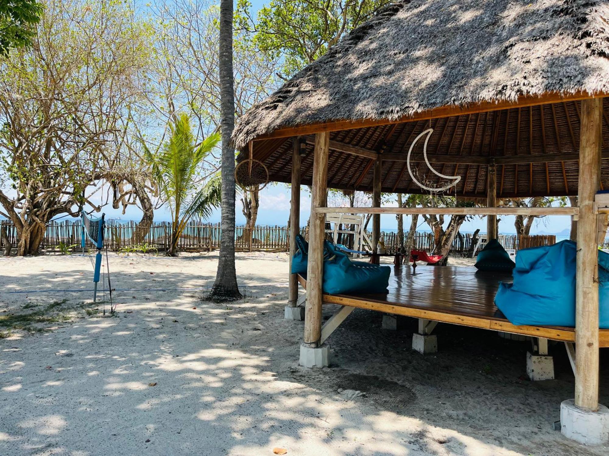 Lodge Scar Reef - Beachfront Paradise *